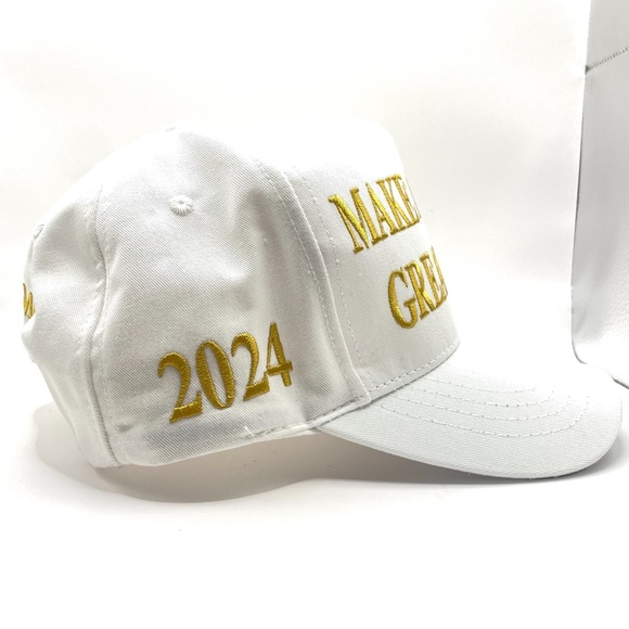 Donald Trump Official Califame Campaign White Gold Make America Great MAGA Hat - Picture 2 of 5